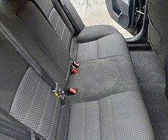 Toyota avensis - Image 6/10