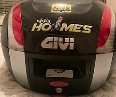 Givi box and givi rack plus cavlar richa jeans