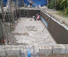 Swimmingpool Builders
