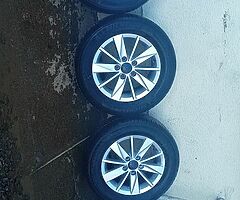 VW golf highline alloys 5x112 for sale