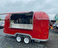 Hot food trailer