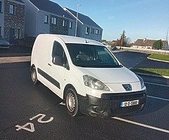 2012 Peugeot Partner