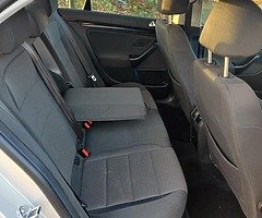 Volkswagen Jetta - Image 4/8
