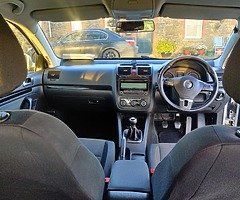 Volkswagen Jetta - Image 6/8