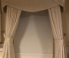 Box curtains