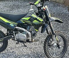 Stomp 140cc