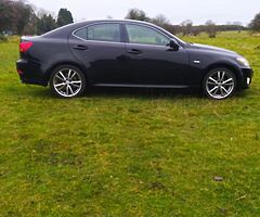 Lexus is220d