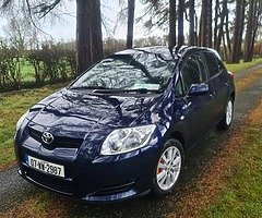 Toyota Auris 1.4 petrol - Image 5/10
