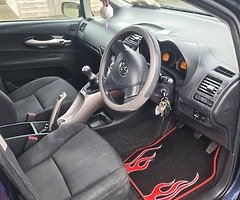 Toyota Auris 1.4 petrol - Image 9/10