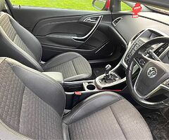 2012 Vauxhall ASTRA 2.0 GTC SRI DIESEL COUPE 1 - Image 7/10
