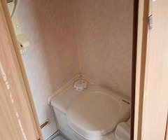 5 BERTH CARAVAN BARGAIN €1100 - Image 4/10
