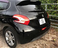 151 Peugeot 208 1.2L E-Vti Automatic Immaculate - Image 9/10