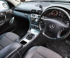 2007 MERCEDES C200 CDI ESTATE - Image 8/10