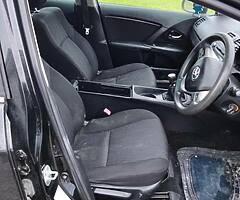 2009 TOYOTA AVENSIS D4D - Image 7/10