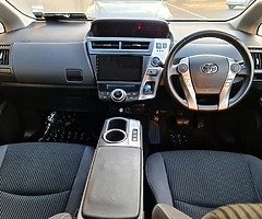 Toyota Prius Alpha 7seater