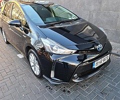 Toyota Prius Alpha 7seater - Image 7/9