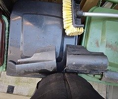 VW Passat b6 R line side skirts - Image 4/5