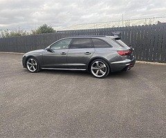 2020 Audi A4 
S-Line Black Edition 35 TDI AVANT - Image 8/8