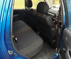 2005 Suzuki Ignis