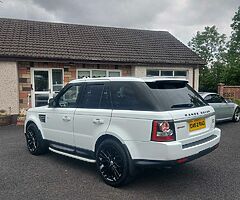 2012 RANGE ROVER SPORT HSE 3.0 SDV6  Fuji White/Heated Black Leather - Image 3/8