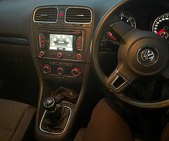 2011 Volkswagen Golf - Image 5/6