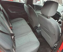 2010 Ford Fiesta - Image 8/10