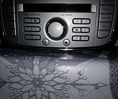Stereo car ford focus 2004-2010 with code easy to put on car - Image 4/4