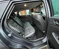 2017 Hyundai Tucson - Image 7/10