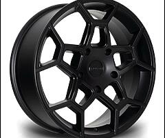 Riviera RTR alloy wheels 18” or 20”
5x160 Ford Transit Custom
