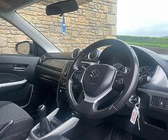 2015 Suzuki Vitara - Image 6/8