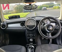 Mini Cooper D - Image 5/9