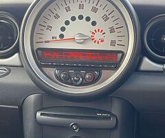 Mini Cooper D - Image 6/9