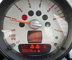 Mini Cooper D - Image 8/9
