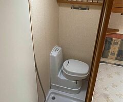 Bailey Ranger 6 Berth Fixed Bed Caravan For Sale - Image 9/10