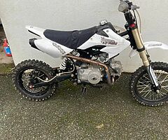 Stomp 125 cc