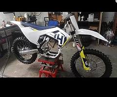Husky fc450 rolling chassis