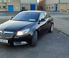 2011 Opel  Insignia Elite