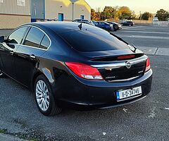 2011 Opel  Insignia Elite