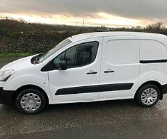 131 Berlingo 3 seater - Image 4/9