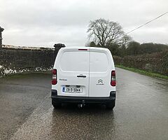 131 Berlingo 3 seater - Image 6/9