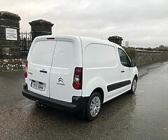 131 Berlingo 3 seater - Image 9/9