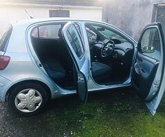 Yaris - Image 7/7