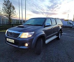 2014 Toyota Hilux 2.5 crew cab 4x4.