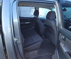 2014 Toyota Hilux 2.5 crew cab 4x4. - Image 8/10