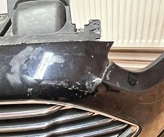 Ford fiesta mk7 face lifting front bumper and grill