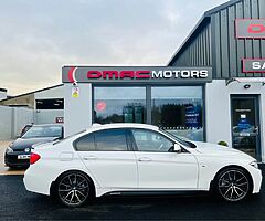 2016 BMW Series 3 - Image 4/10