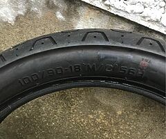 Pair of Pirelli Phantom Sportscomp motorcycle tyres - Image 3/9