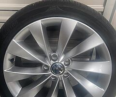 Set shirrocos 18” all good condition no cracks or welds mainly looking swaps can give cash