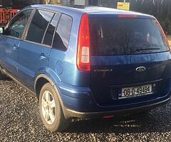 Ford Fusion - Image 5/9