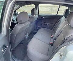 2009 Astra 1.7 diesel nct and tax cheap tax only 200€ per year - Image 8/10